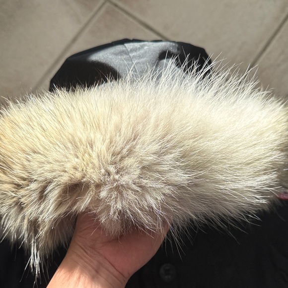 Canada Goose Black Puffer Jacket with Fur Hood PETITE SMALL - Picture 6 of 14